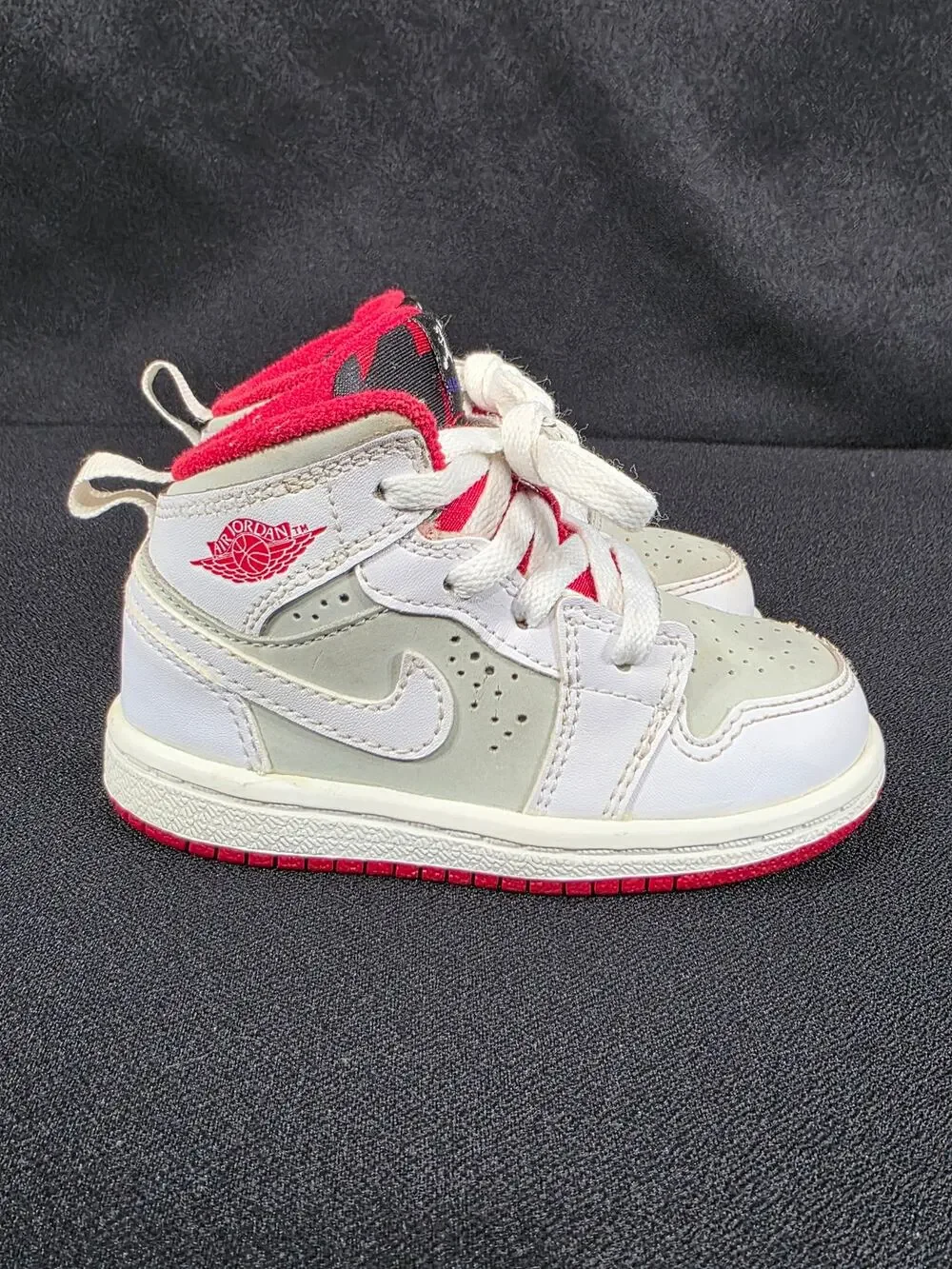 Nike Air Jordan 1 Mid Hare White Red Silver Toddler Shoes Size 5C